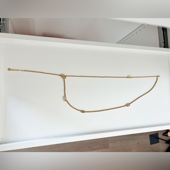 Christian Dior ⭐️ Golden Tone CD Logo Long Necklace + Gift Package - Picture 8 of 9